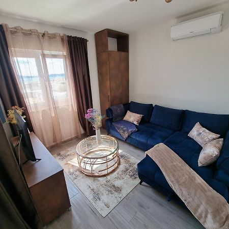 Booking Beautifull Studio Apartment Bell With Balcony And Sea View In Zadar Exterior foto