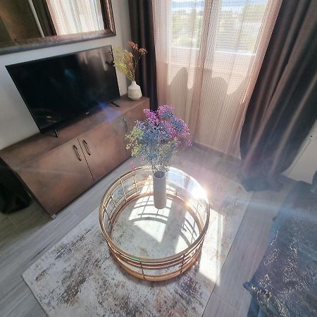 Booking Beautifull Studio Apartment Bell With Balcony And Sea View In Zadar Exterior foto