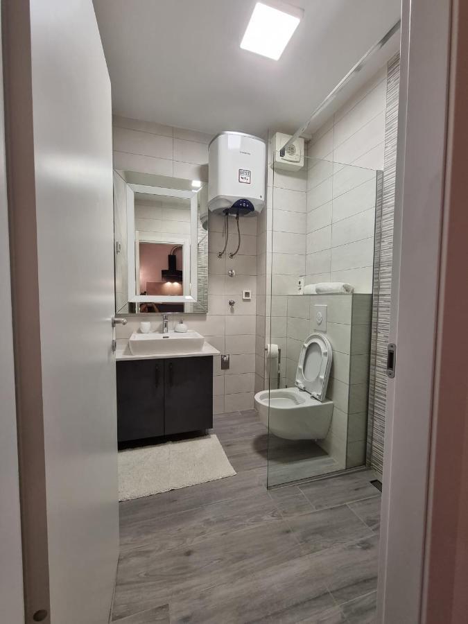 Booking Beautifull Studio Apartment Bell With Balcony And Sea View In Zadar Exterior foto