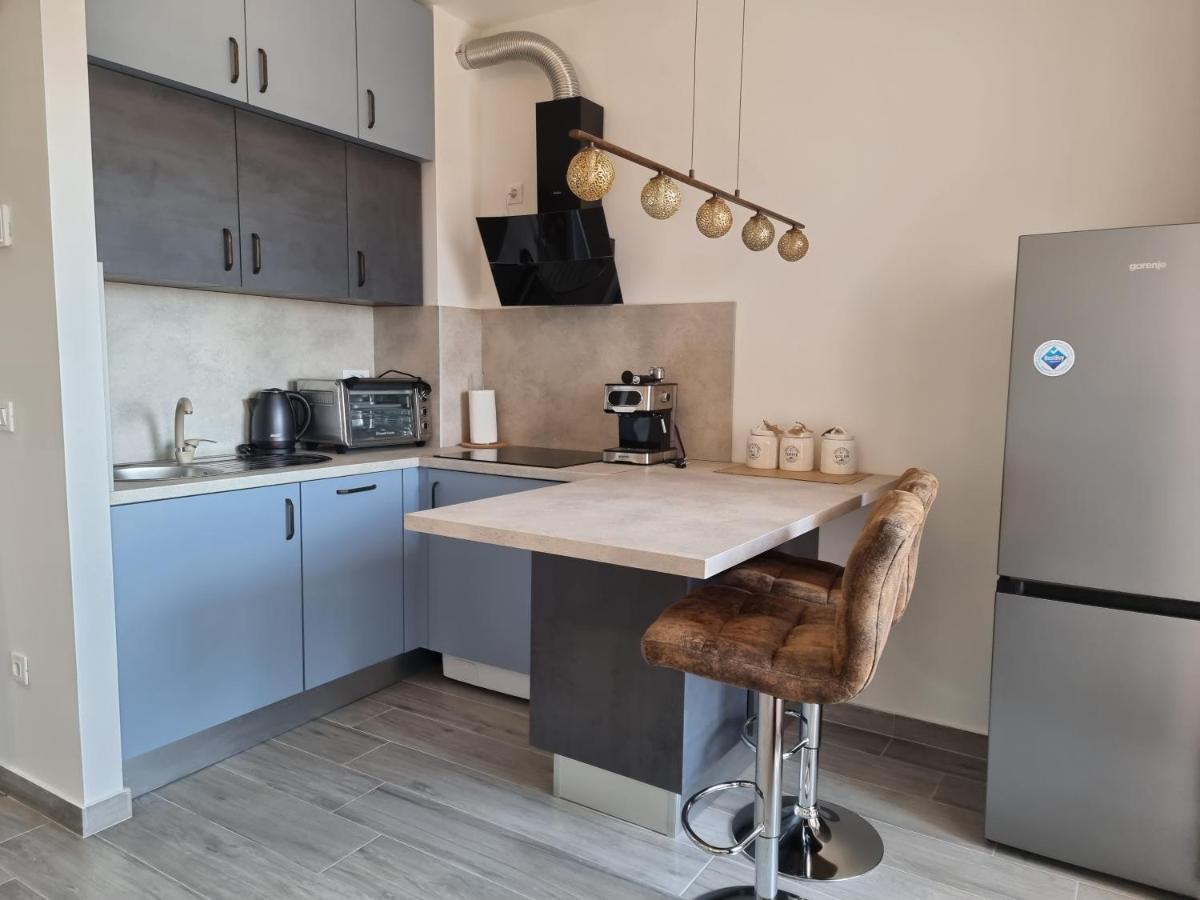 Booking Beautifull Studio Apartment Bell With Balcony And Sea View In Zadar Exterior foto